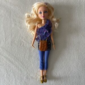 2010 Liv Articulated Doll Sophie Spin Master Doll